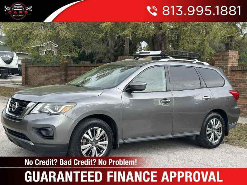2019 Nissan Pathfinder S 2WD's photo