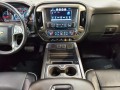 2017 Chevrolet Silverado 1500 4WD Crew Cab 143.5 High Country, 3114, Photo 15