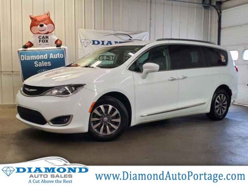 2020 Chrysler Pacifica Touring L Plus's photo