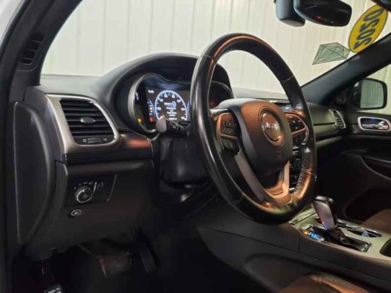 2020 Jeep Grand Cherokee Altitude - Photo 17