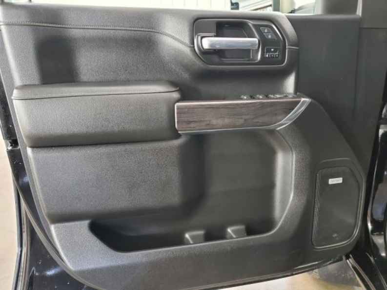 2021 Chevrolet Silverado 2500HD LTZ - Photo 12