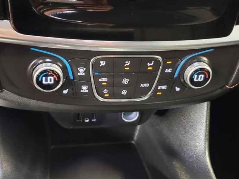 2021 Chevrolet Traverse 2FL - Photo 24