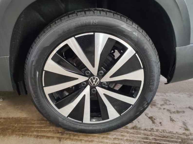 2022 Volkswagen Taos SE - Photo 5