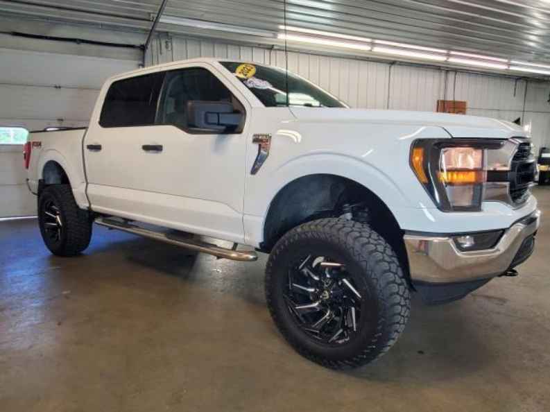 2023 Ford F-150 XLT - Photo 2