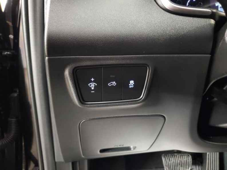 2023 Hyundai Santa Cruz SE - Photo 12