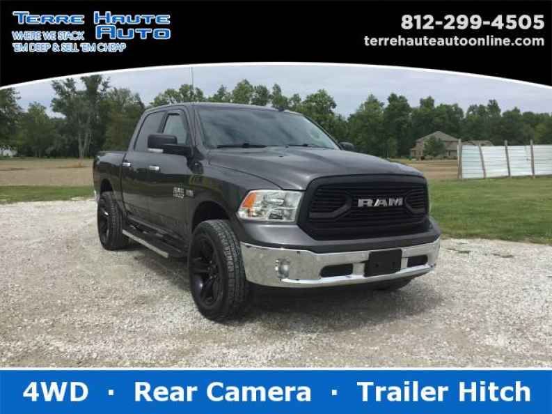 2018 RAM 1500 Big Horn 4x4 Crew Cab 5'7's photo