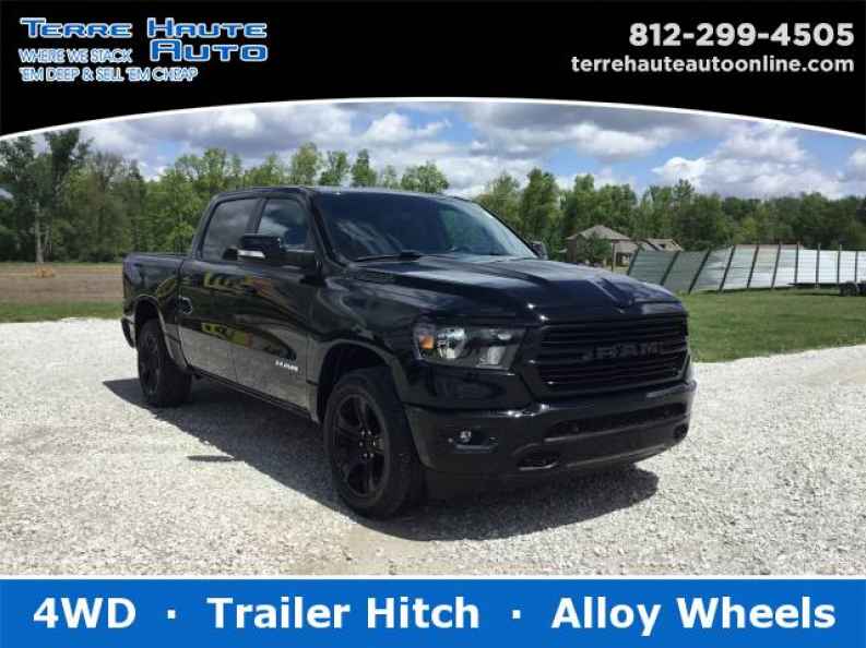 2020 RAM 1500 Big Horn/Lone Star 4x4 Crew Cab 5'7's photo
