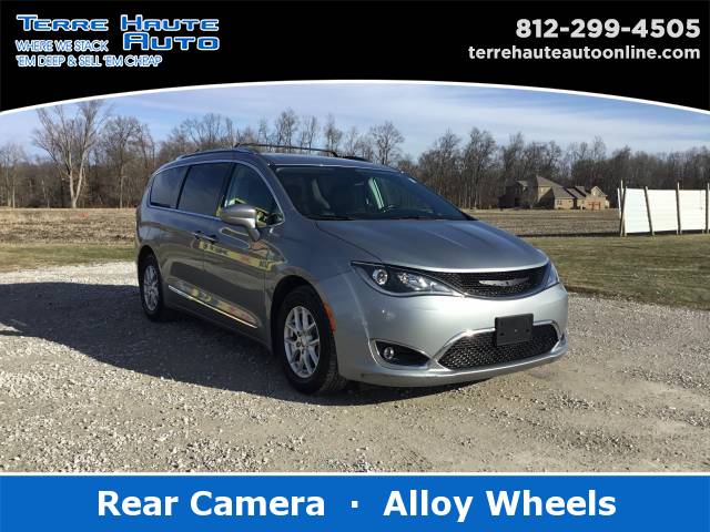 2017 Chrysler Pacifica Touring-L Plus, 559947, Photo 1